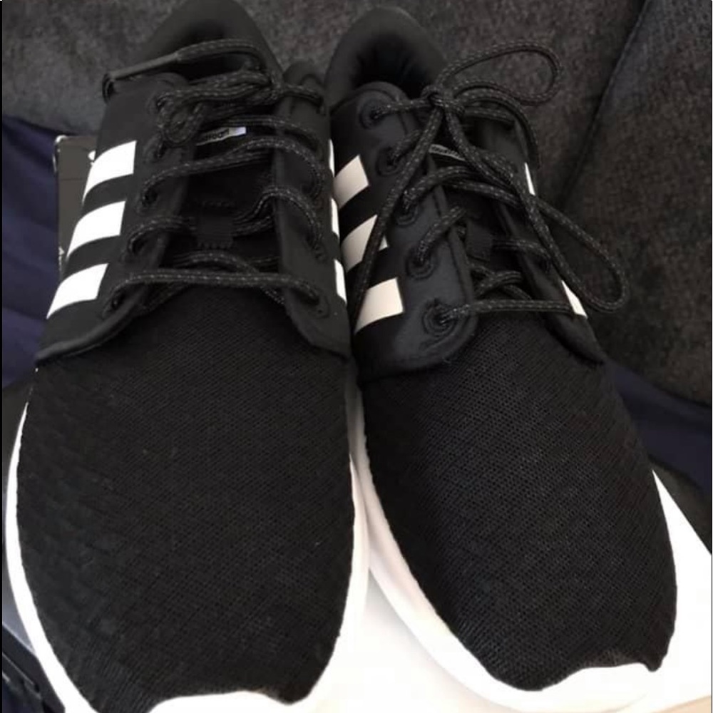 adidas cloudfoam - Picture 2 of 3
